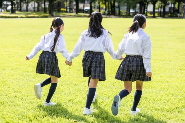 女子中学生