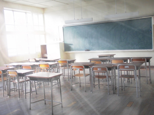 学校の教室風景